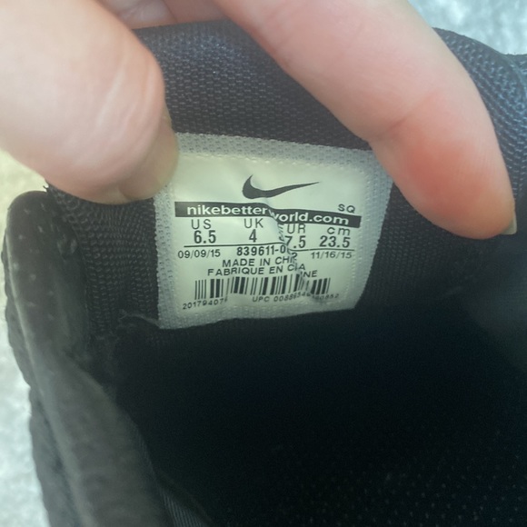 RARE All black leather Nike airmax Thea - Picture 5 of 7